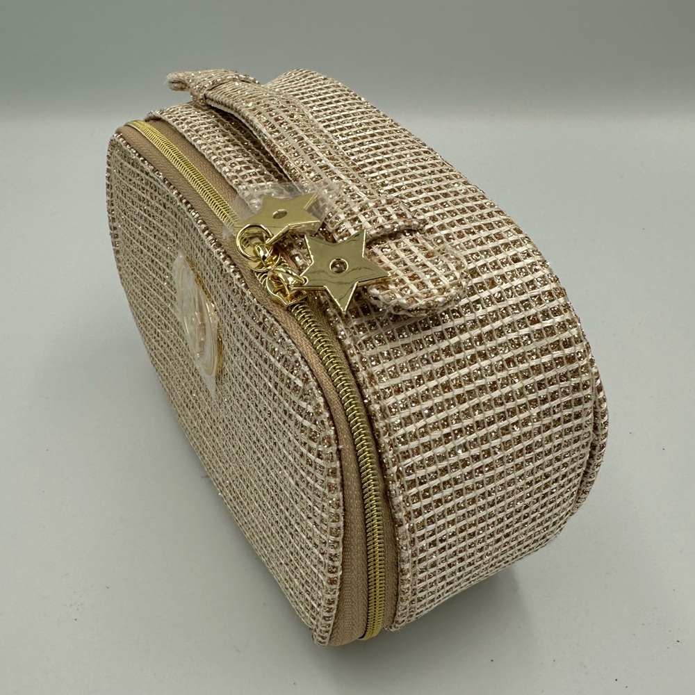 Dior Beauty Gold Cosmetic Bag with Star Zipper Charms Trendy Bag - Picture 5 of 8